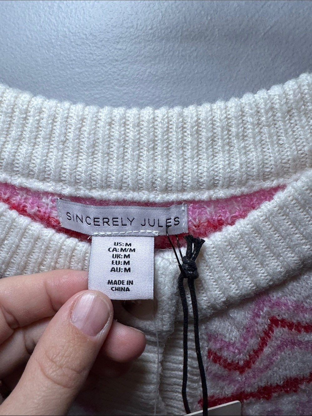 NWT Sincerly Jules Cream Cardigan with Pink & Red Heart Fair Isle size M - Picture 2 of 7